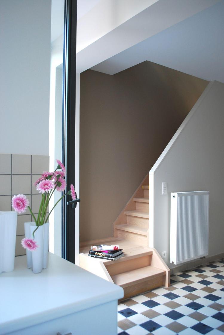 renovatie_rijwoning_verbouwing_trap_erker_patio